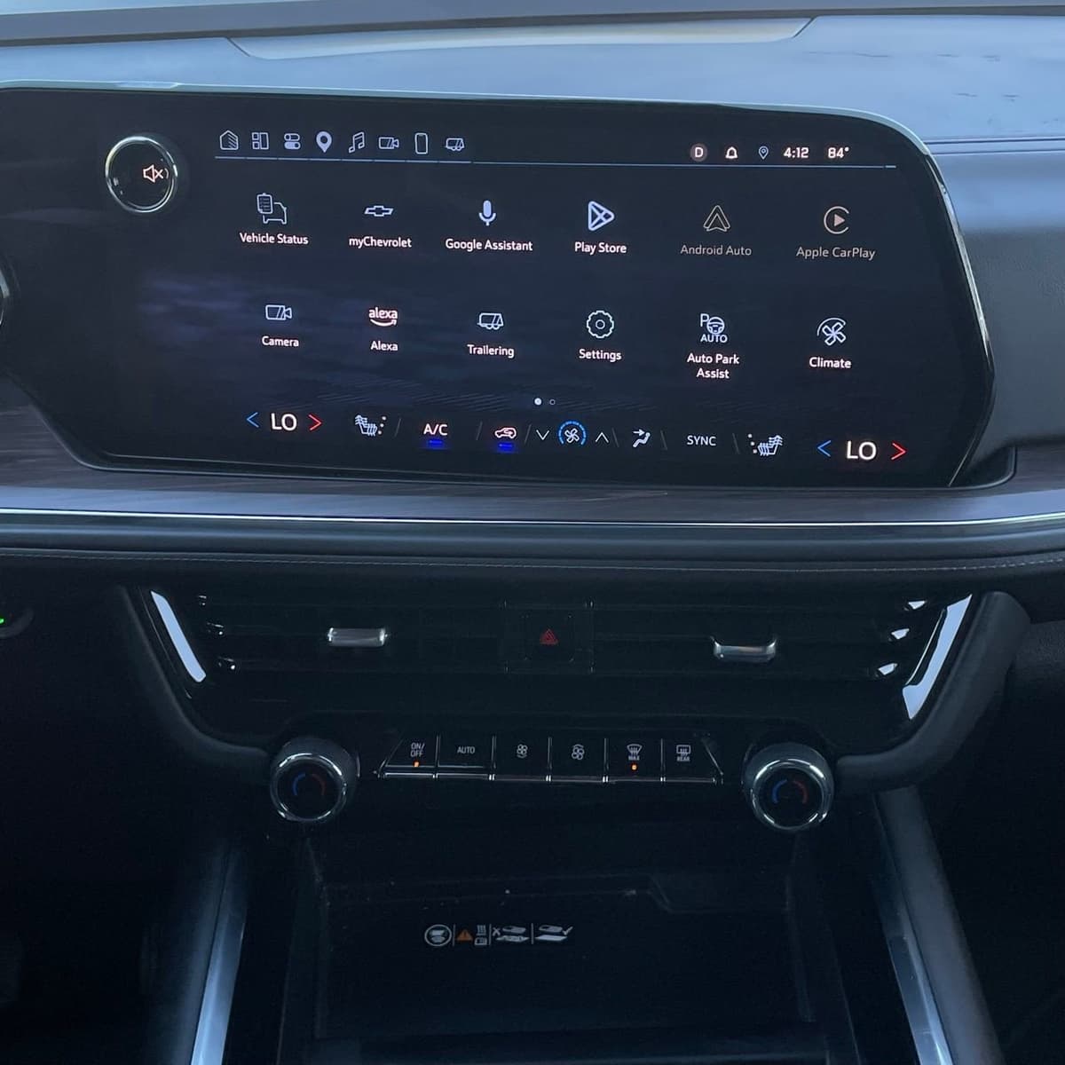 2025 Chevrolet Tahoe - Image 18