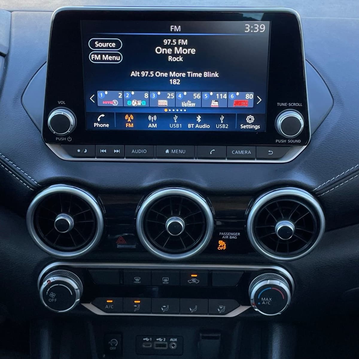 2024 Nissan Sentra - Image 17