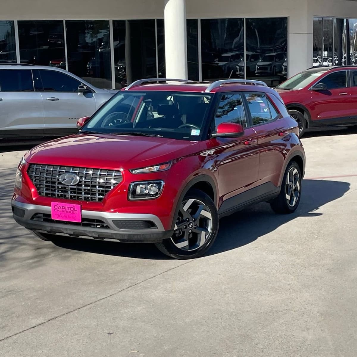 2025 Hyundai Venue - Image 9