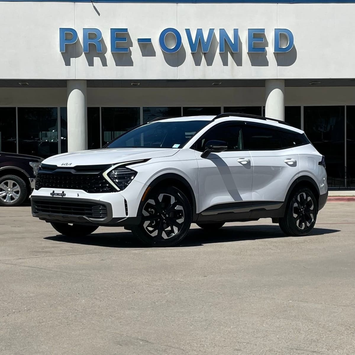 2024 Kia Sportage - Image 1