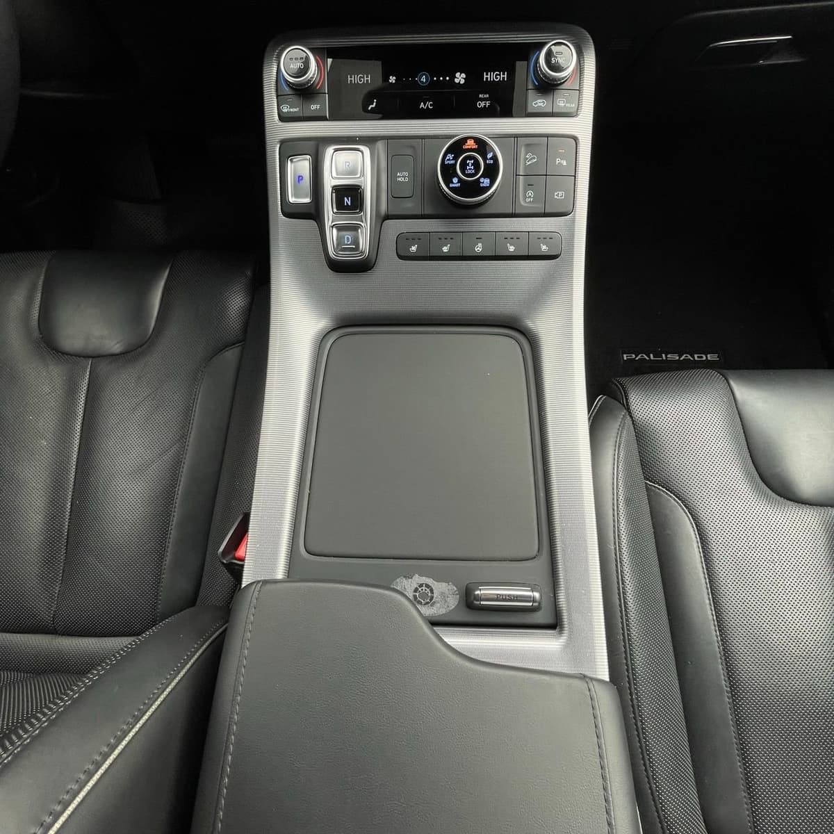 2024 Hyundai Palisade - Image 19