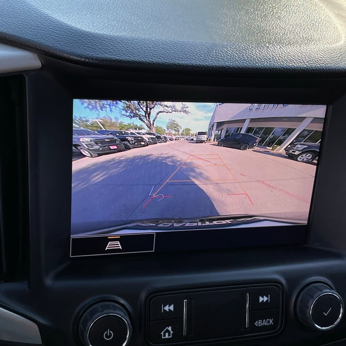 2022 GMC Terrain - Image 19