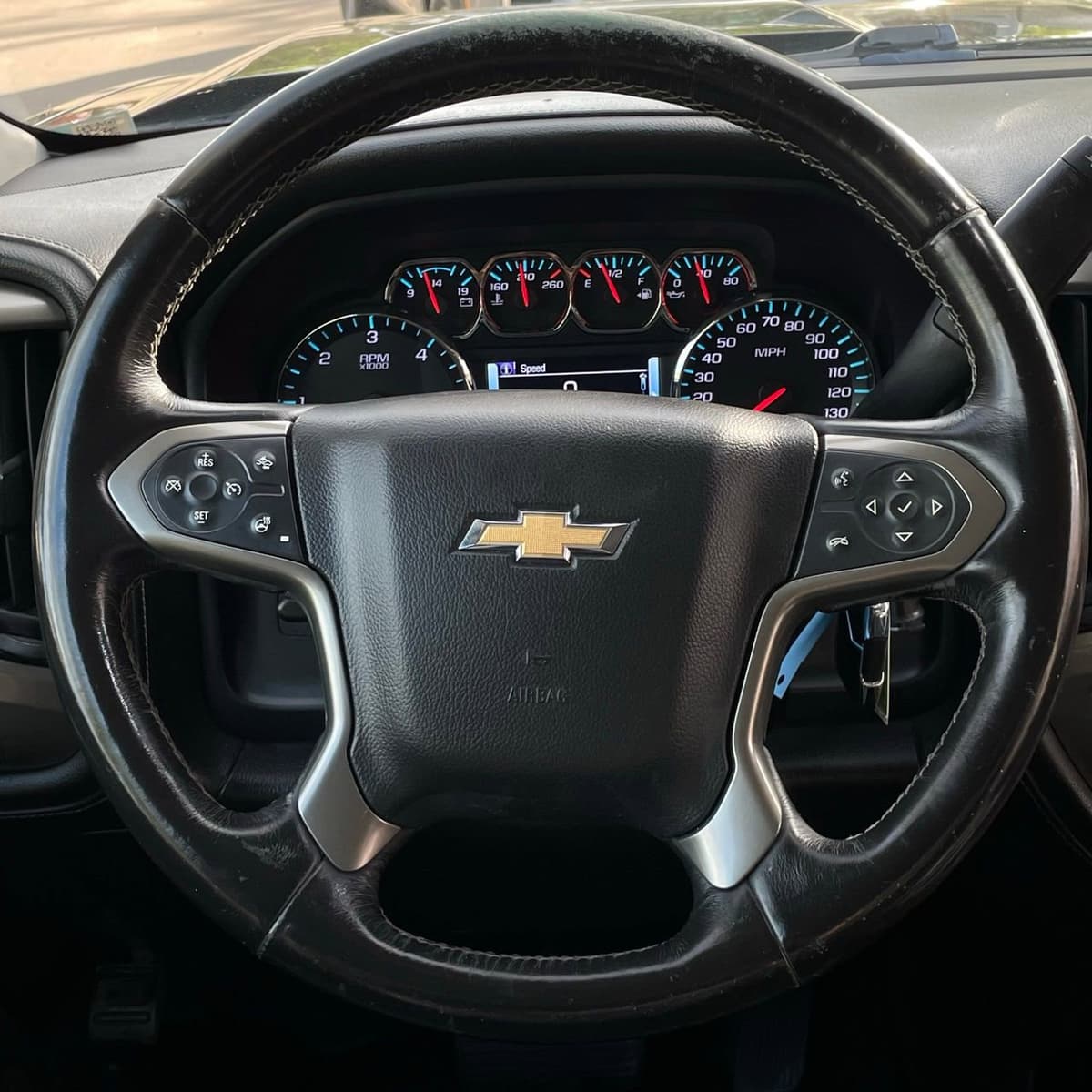 2018 Chevrolet Silverado 2500 HD - Image 13