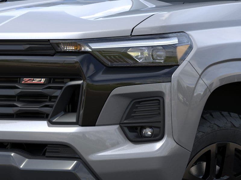 2025 Chevrolet Colorado - Image 10