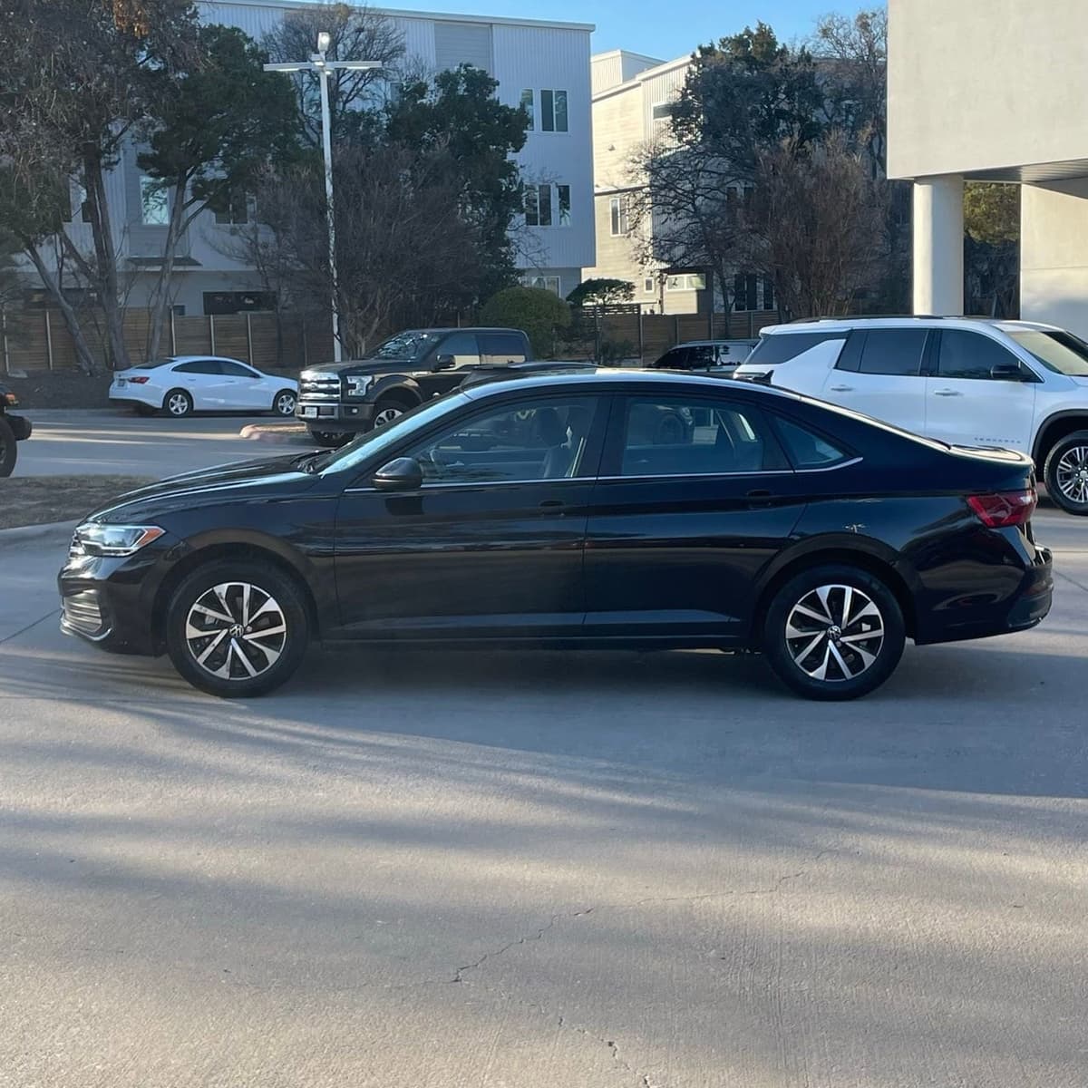 2024 Volkswagen Jetta - Image 3