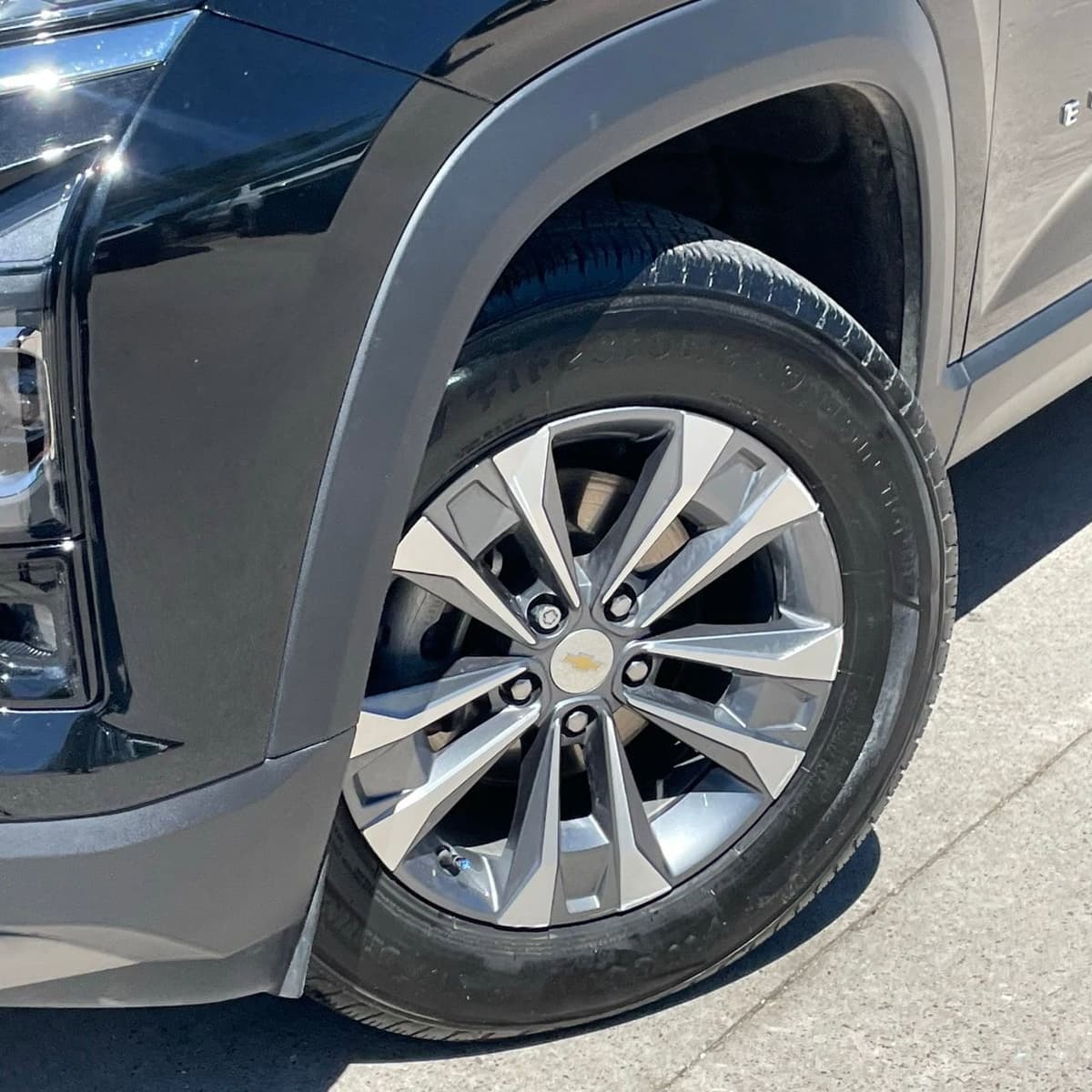 2025 Chevrolet Equinox - Image 8