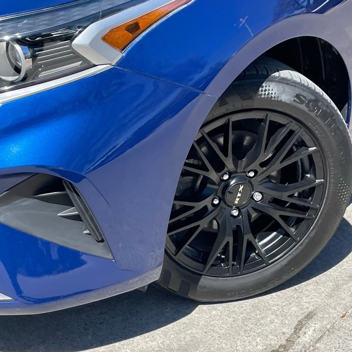 2023 Kia Forte - Image 8