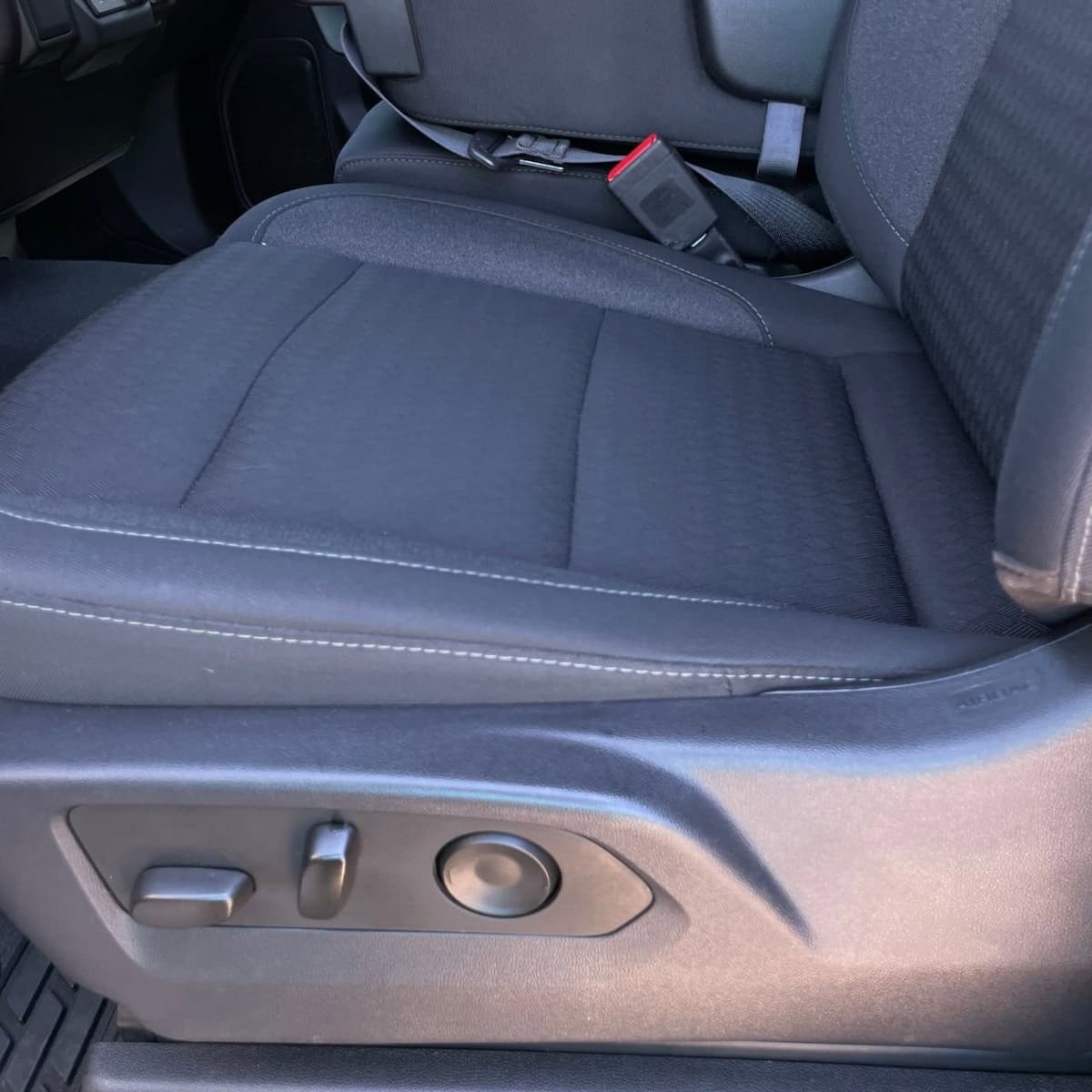 2023 Chevrolet Silverado 1500 - Image 23