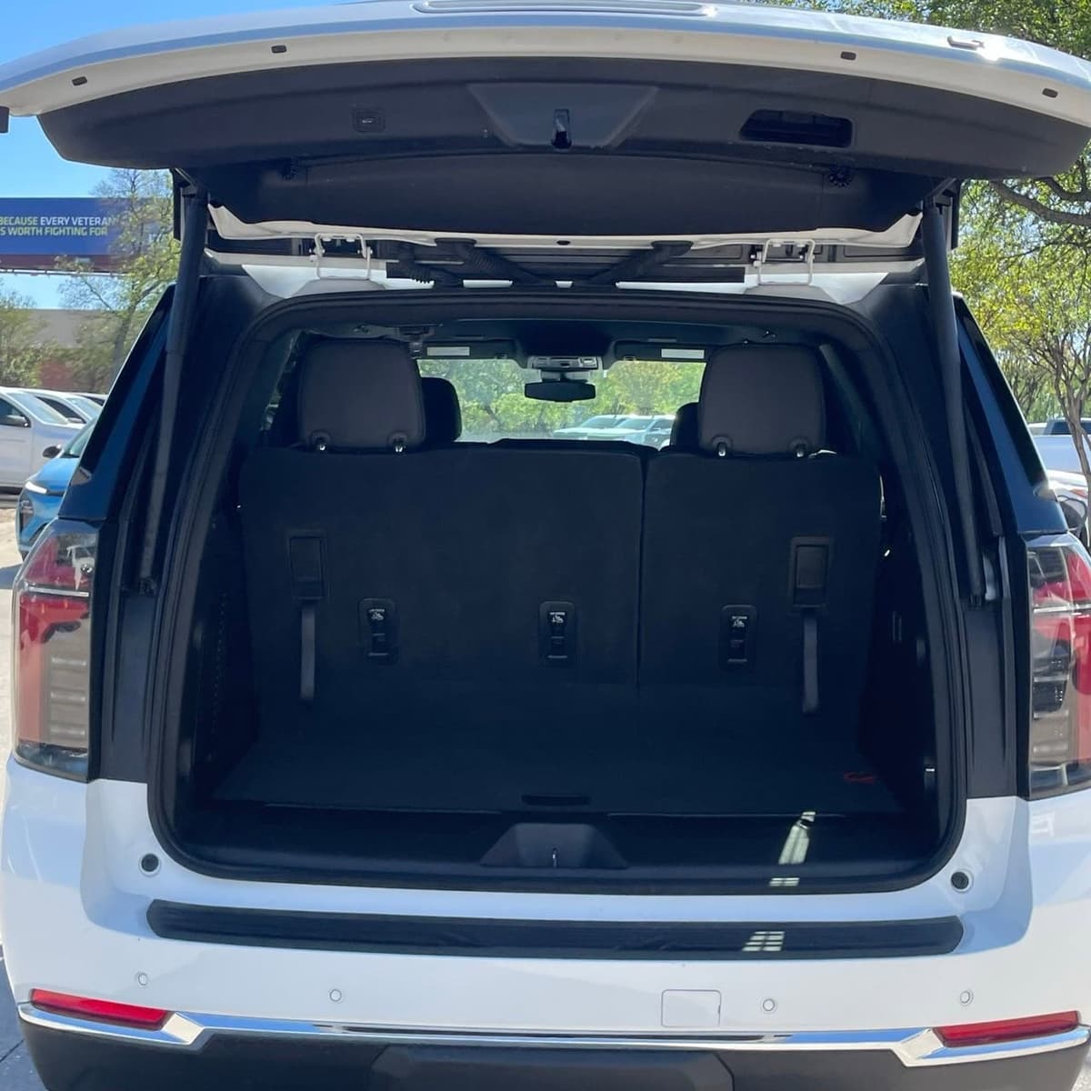 2025 Chevrolet Tahoe - Image 26