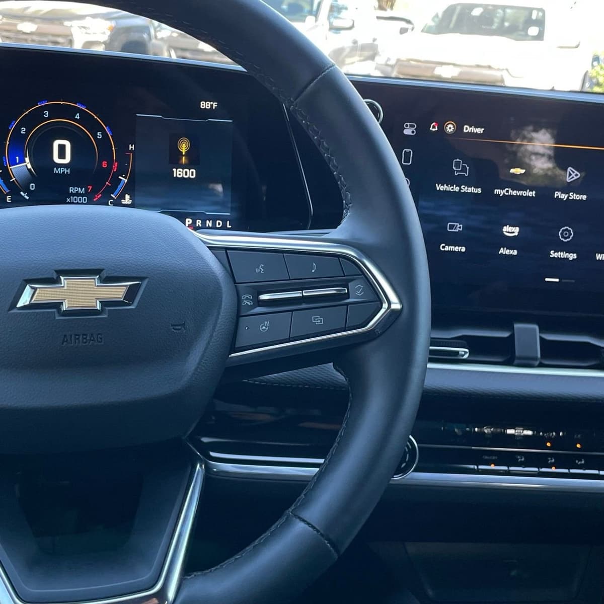 2025 Chevrolet Equinox - Image 14