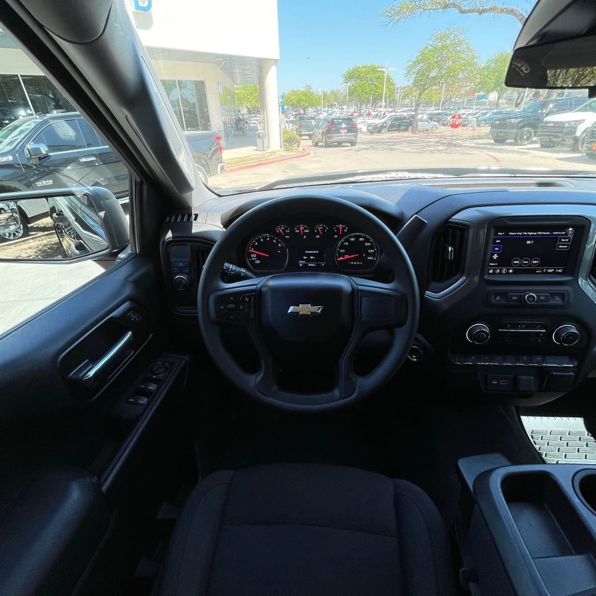 2023 Chevrolet Silverado 1500 - Image 12