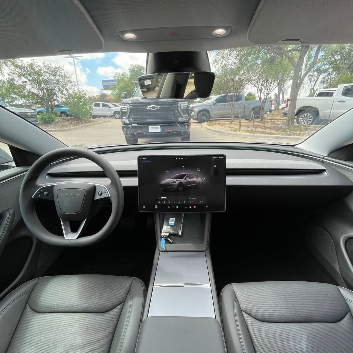 2026 Tesla Model 3 - Image 10