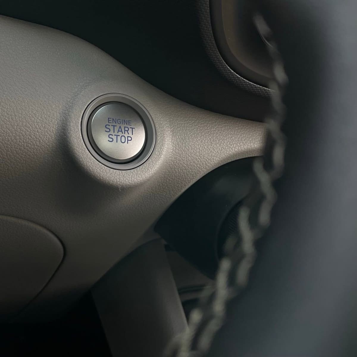 2025 Hyundai Venue - Image 16