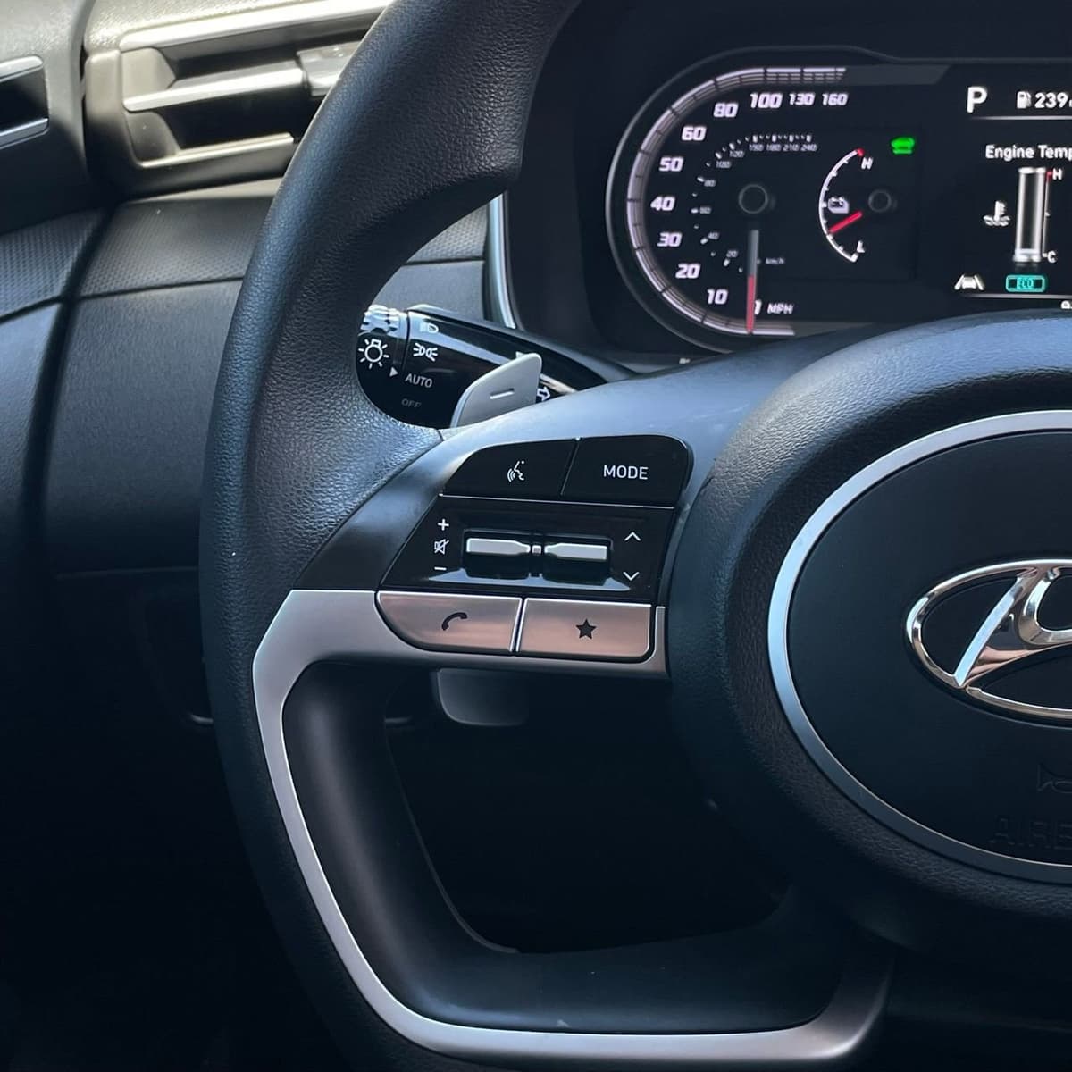 2024 Hyundai Tucson Hybrid - Image 15