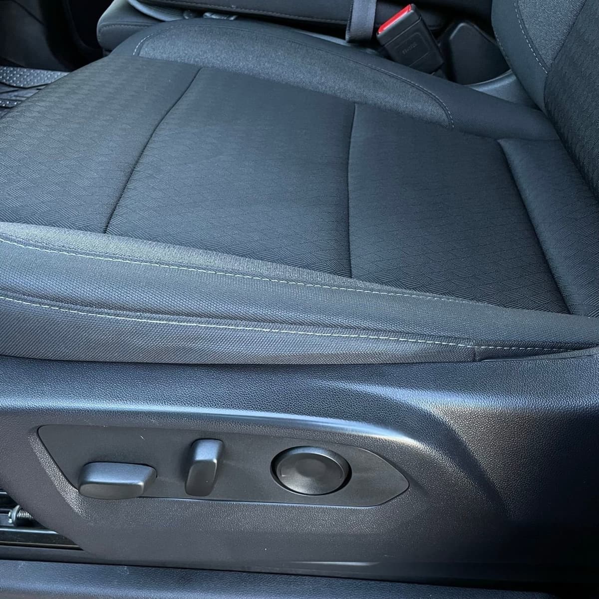 2024 Chevrolet Silverado 1500 - Image 23