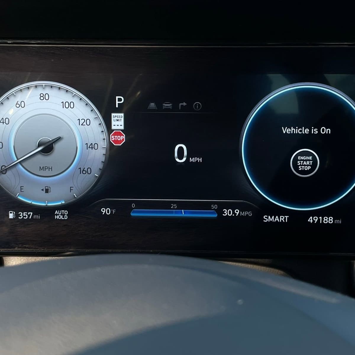 2025 Hyundai Elantra - Image 15