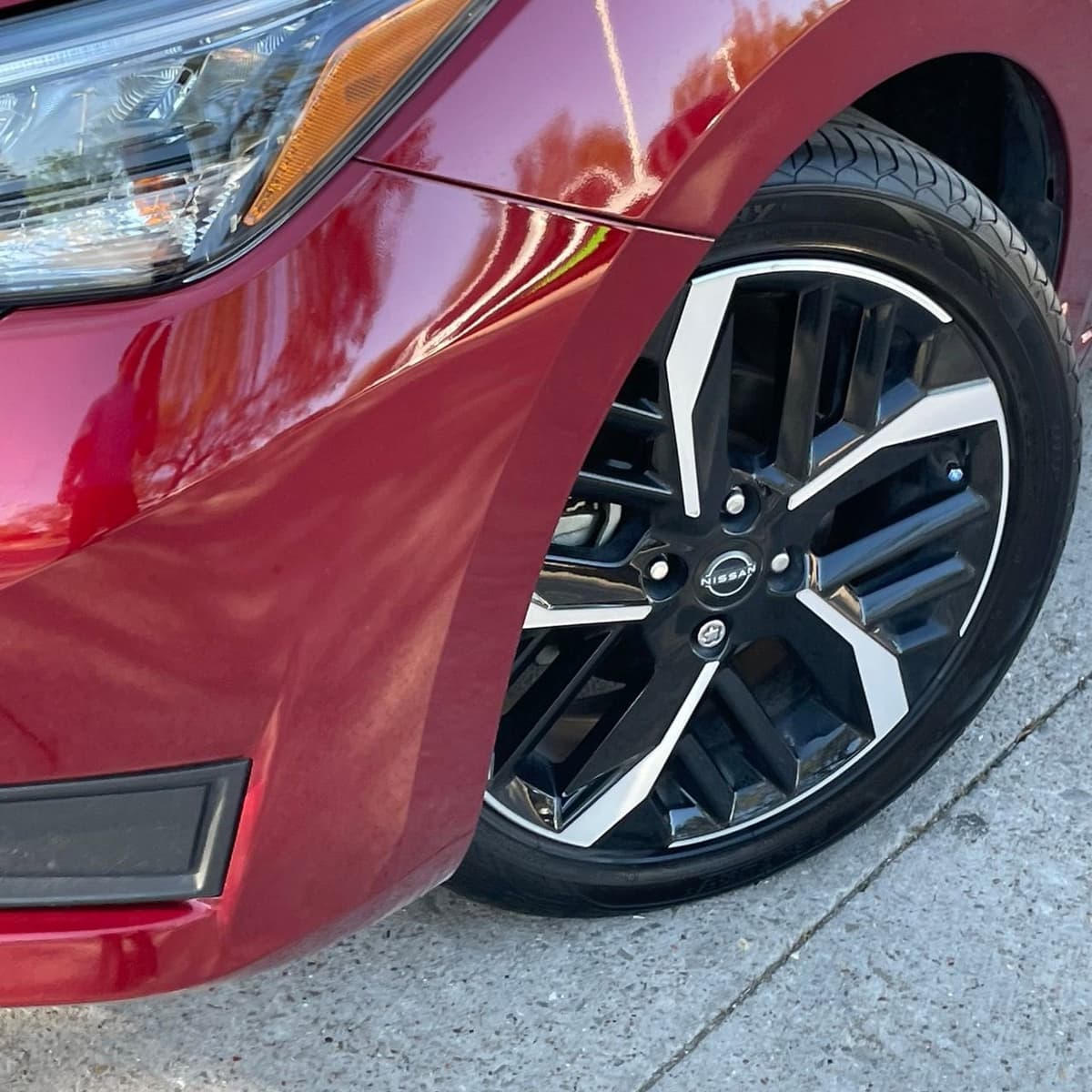 2024 Nissan Versa - Image 9