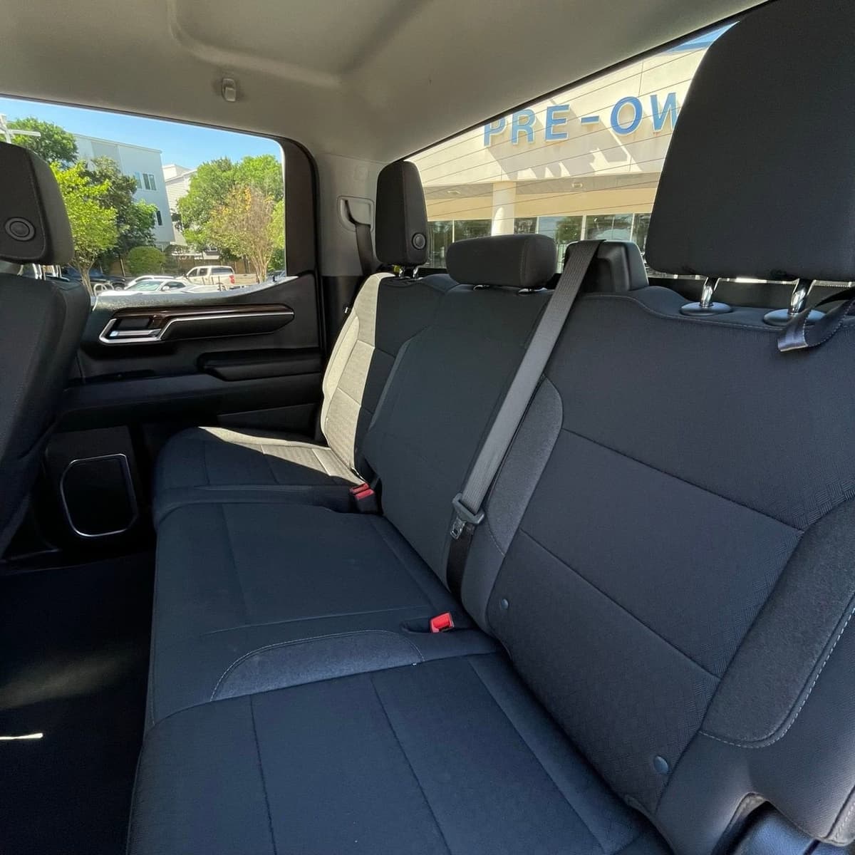 2025 Chevrolet Silverado 1500 - Image 24