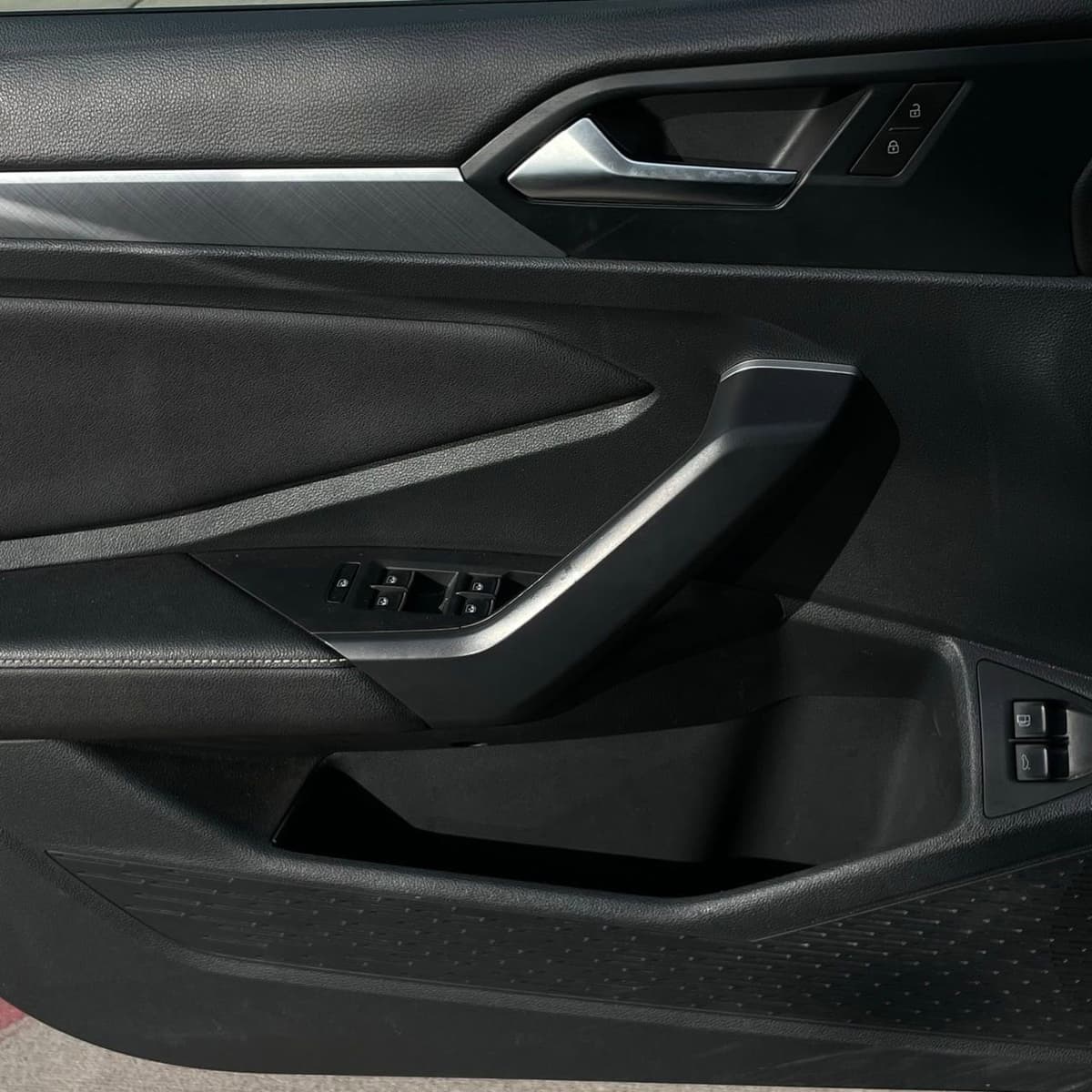 2024 Volkswagen Jetta - Image 21