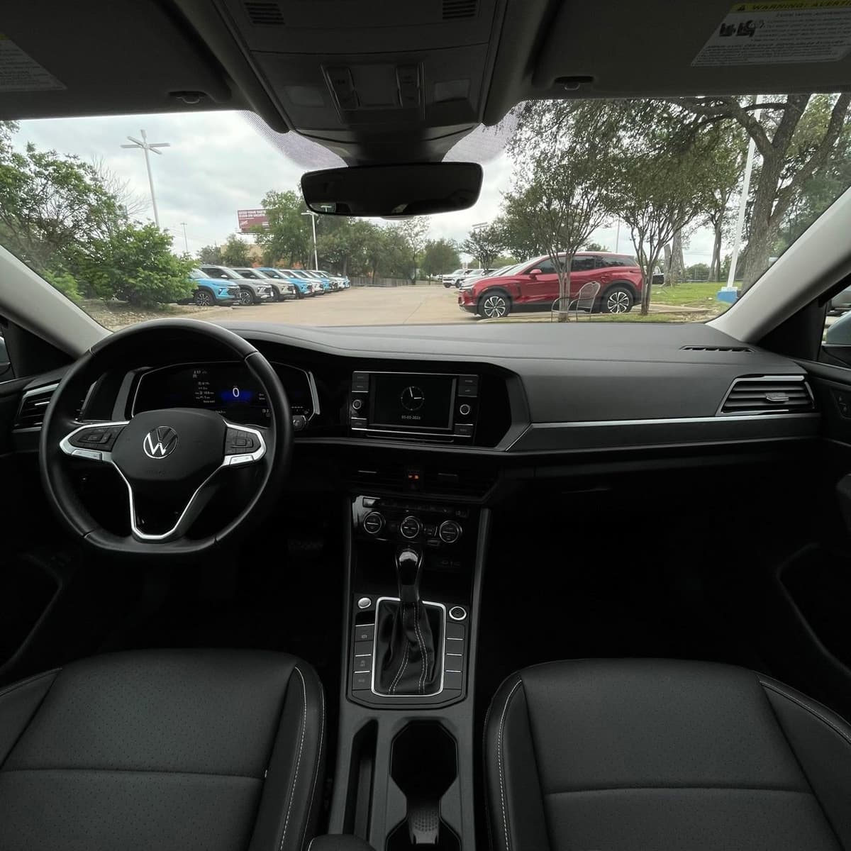 2024 Volkswagen Jetta - Image 11