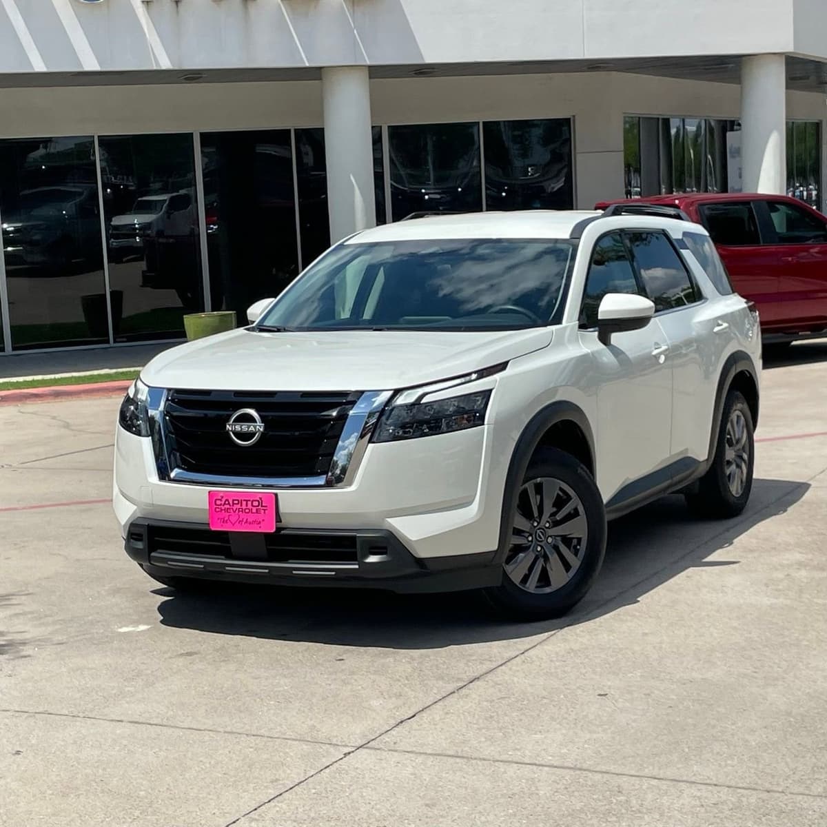 2024 Nissan Pathfinder - Image 10