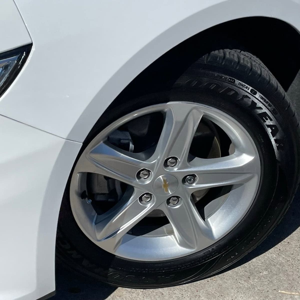 2024 Chevrolet Malibu - Image 9