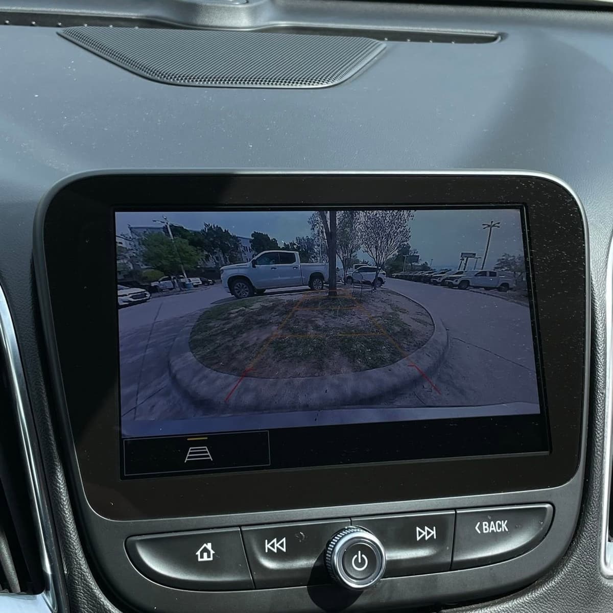 2024 Chevrolet Malibu - Image 19