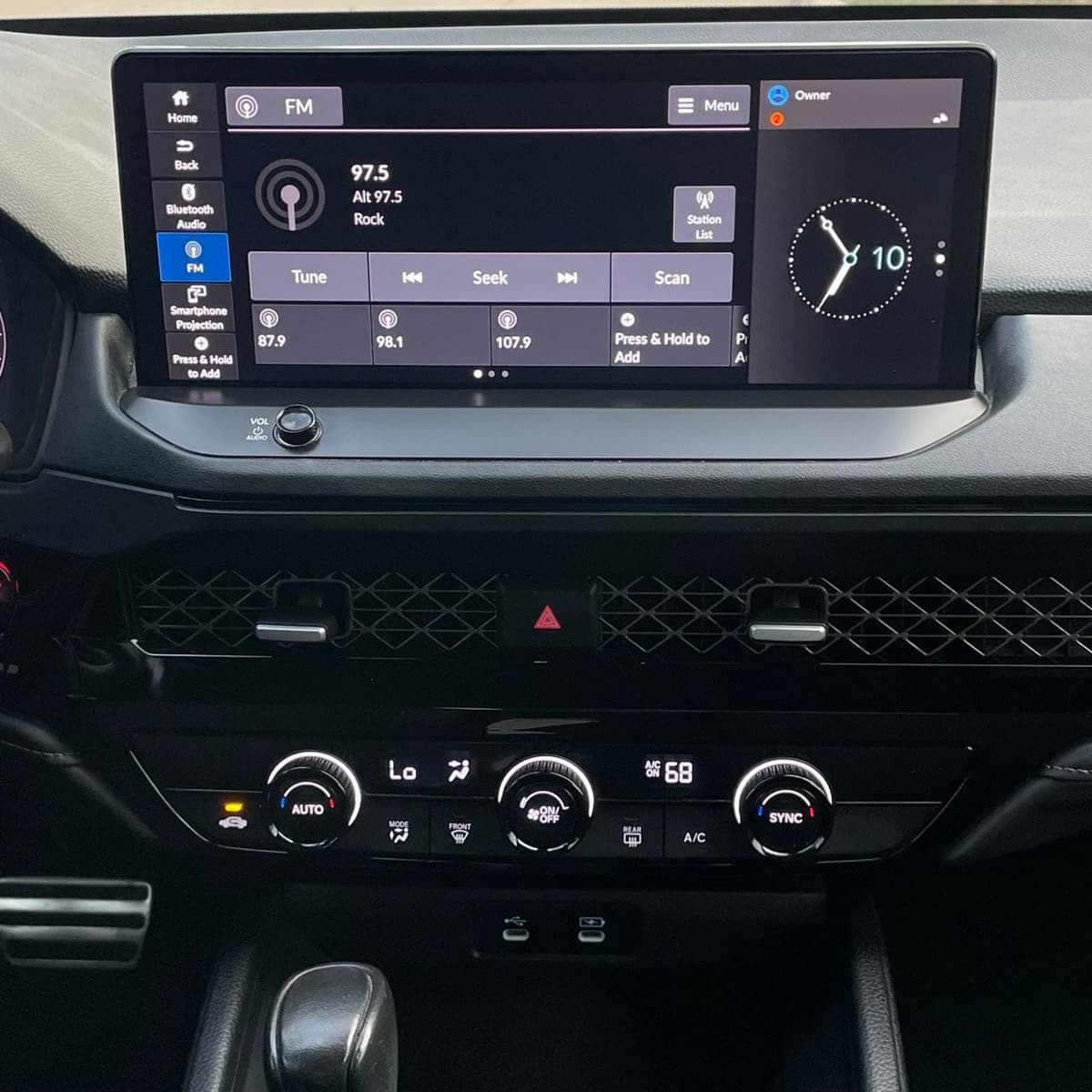 2023 Honda Accord Hybrid - Image 18