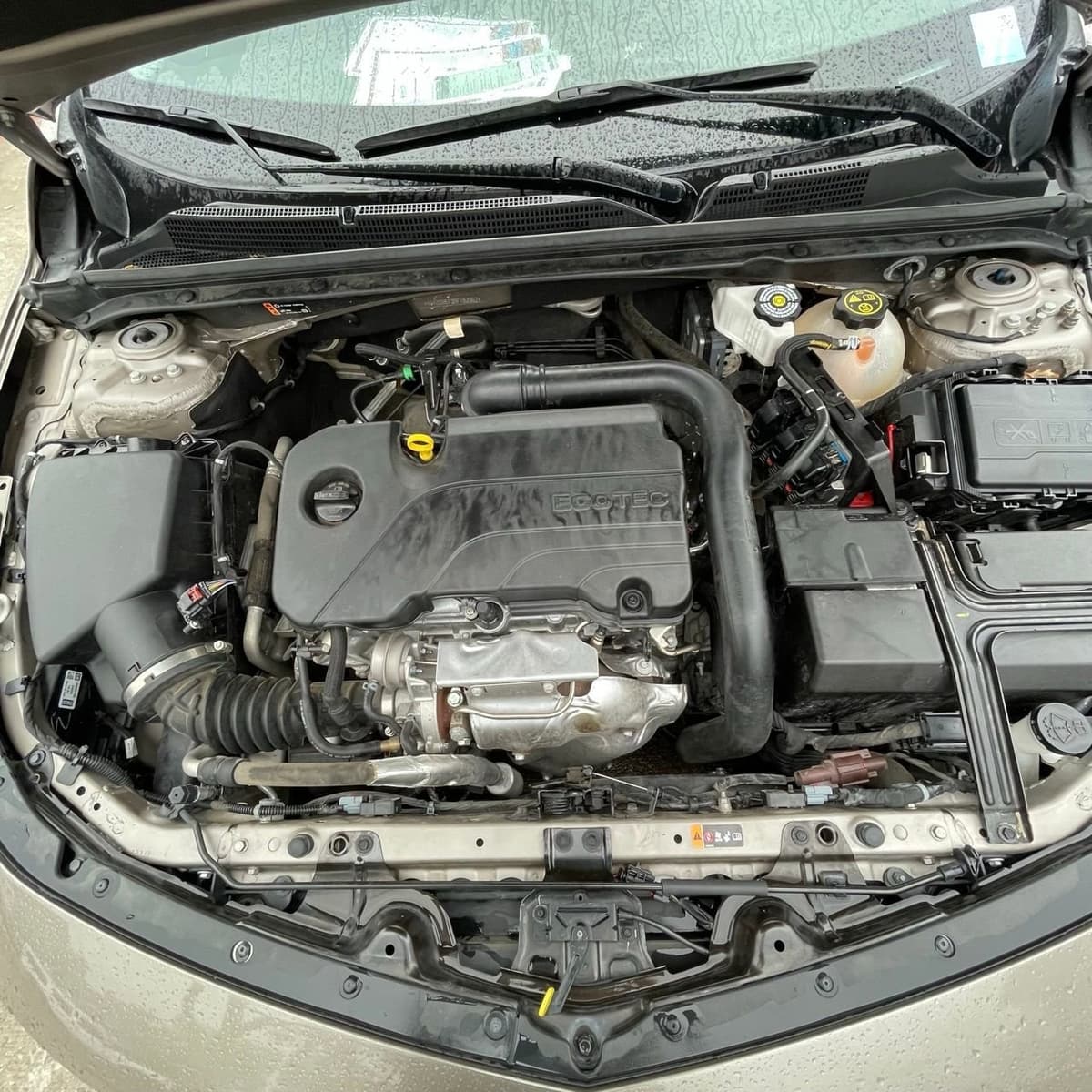 2024 Chevrolet Malibu - Image 27