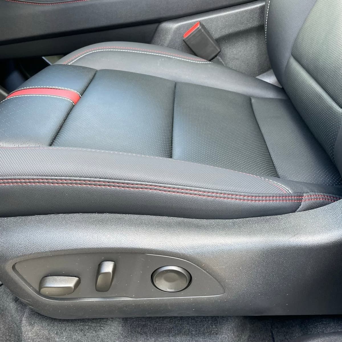 2026 Chevrolet Traverse - Image 22