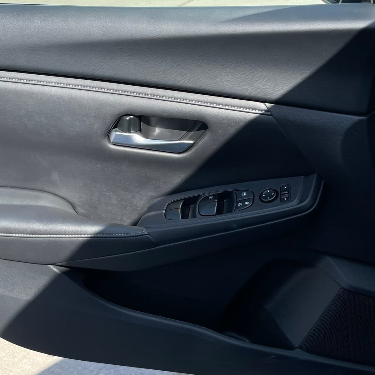 2024 Nissan Sentra - Image 21