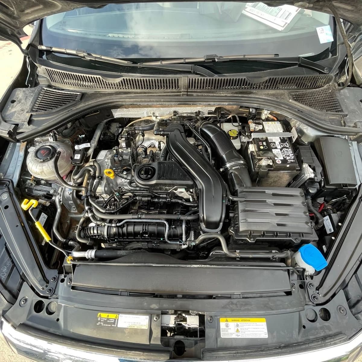 2024 Volkswagen Jetta - Image 25