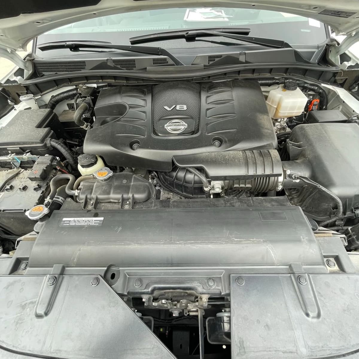 2024 Nissan Armada - Image 25