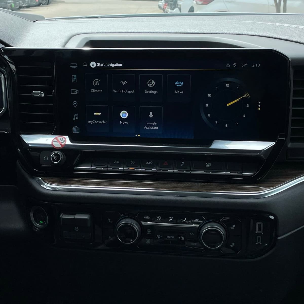 2025 Chevrolet Silverado 1500 - Image 18