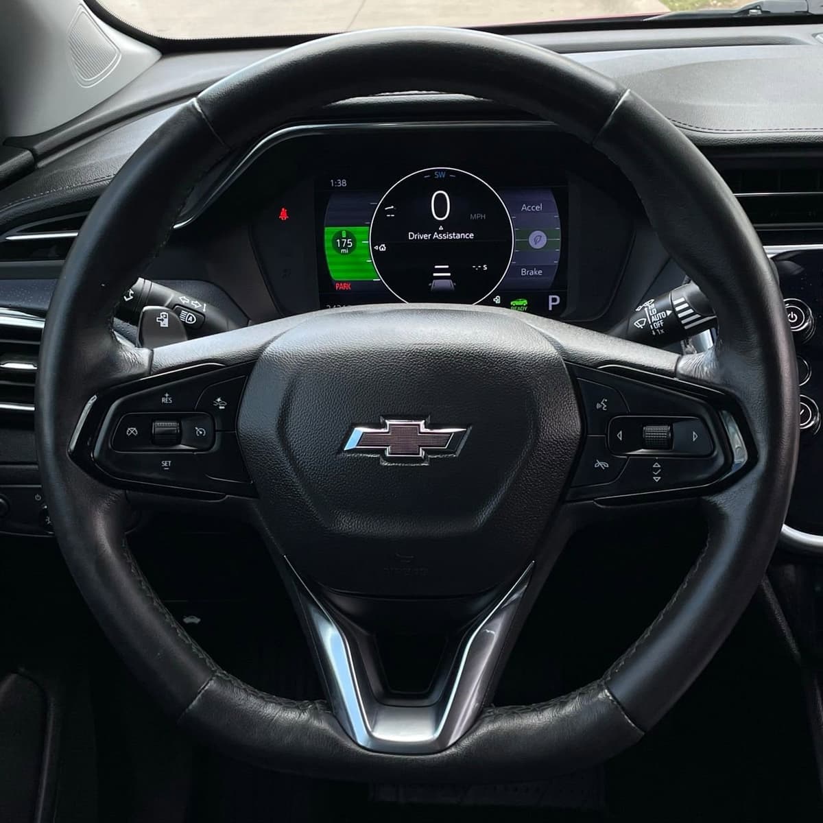 2023 Chevrolet Bolt EUV - Image 12