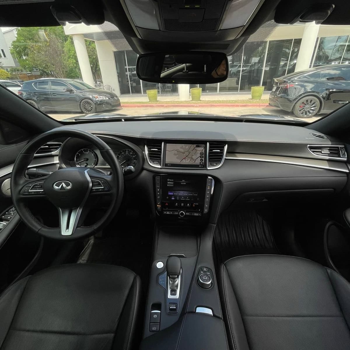 2023 INFINITI QX55 - Image 11