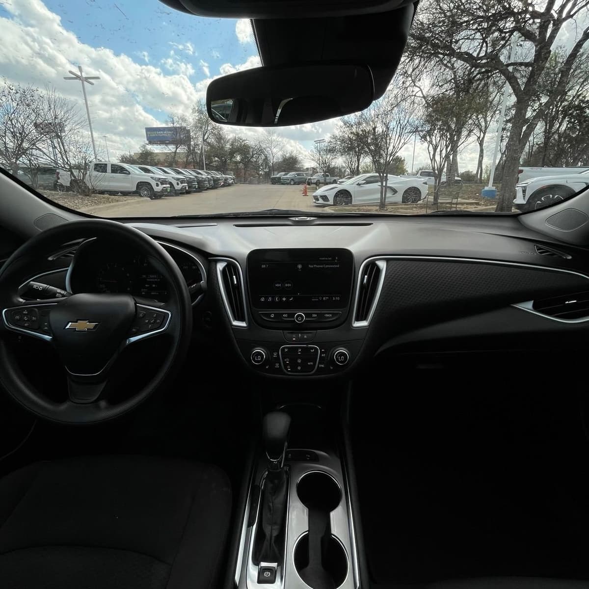 2024 Chevrolet Malibu - Image 9