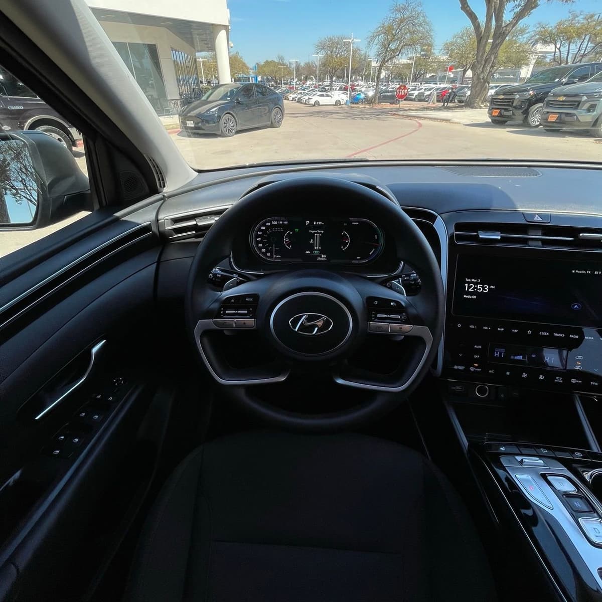 2024 Hyundai Tucson Hybrid - Image 13