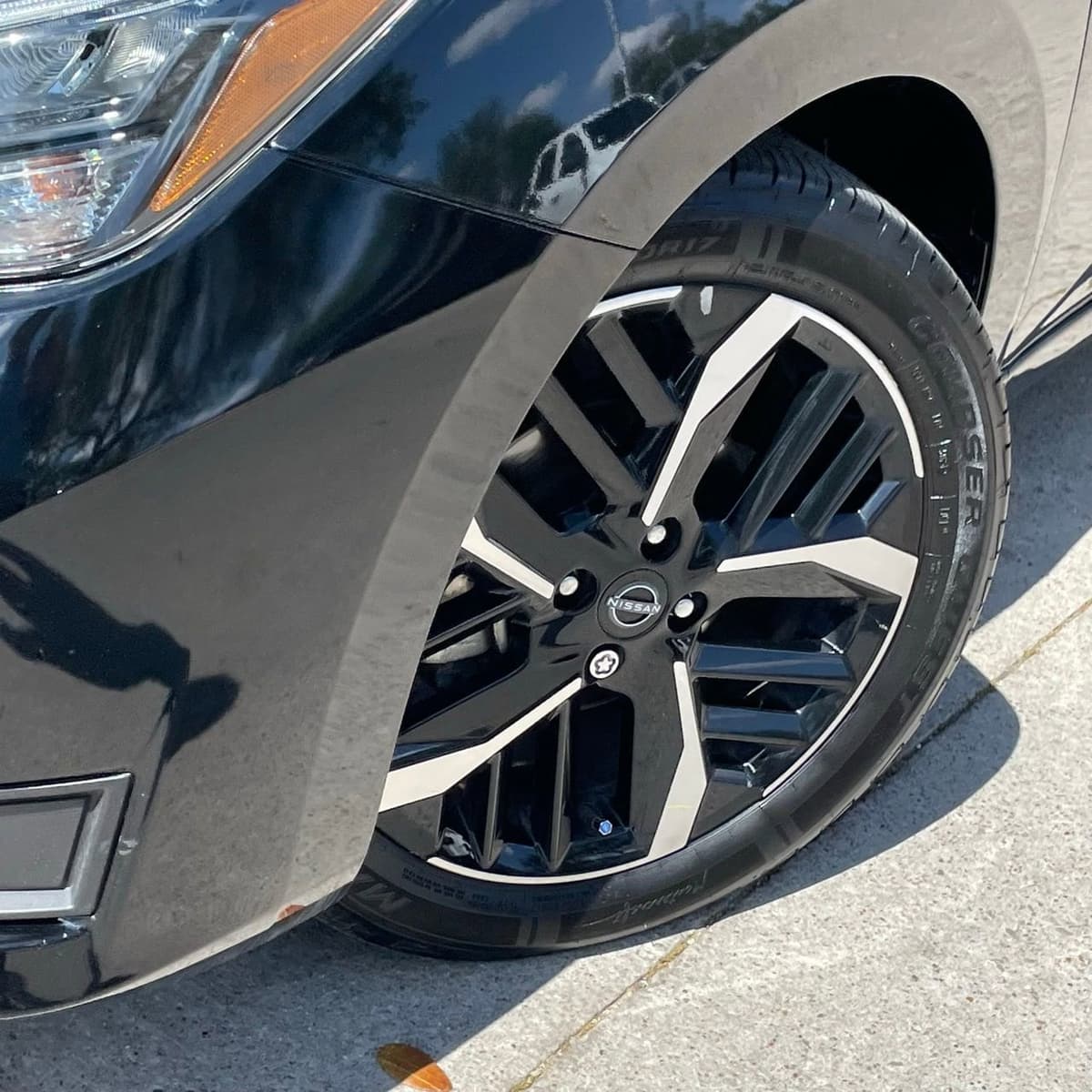 2024 Nissan Versa - Image 9