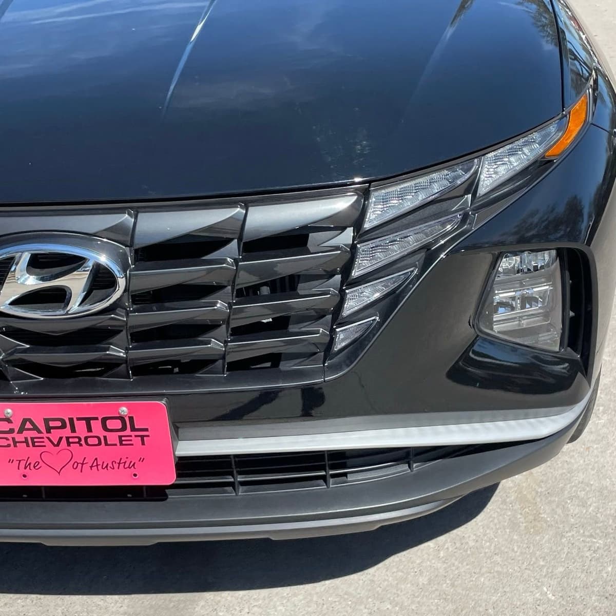 2024 Hyundai Tucson Hybrid - Image 9