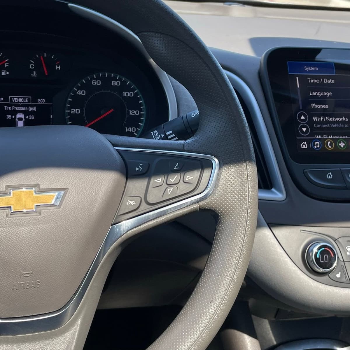 2024 Chevrolet Malibu - Image 15