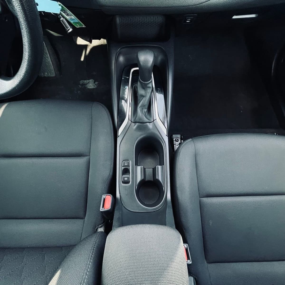 2024 Toyota Corolla - Image 19