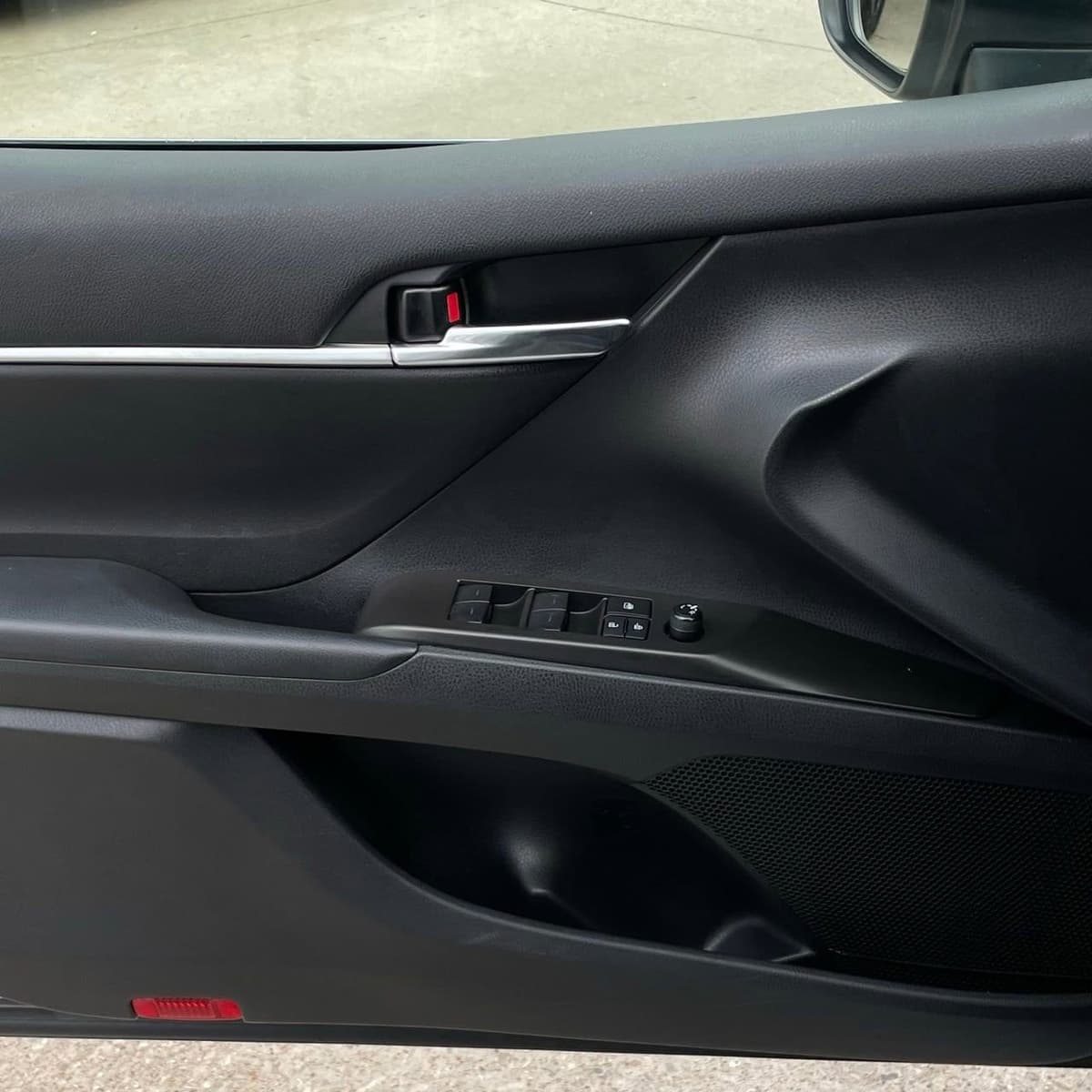 2024 Toyota Camry - Image 19