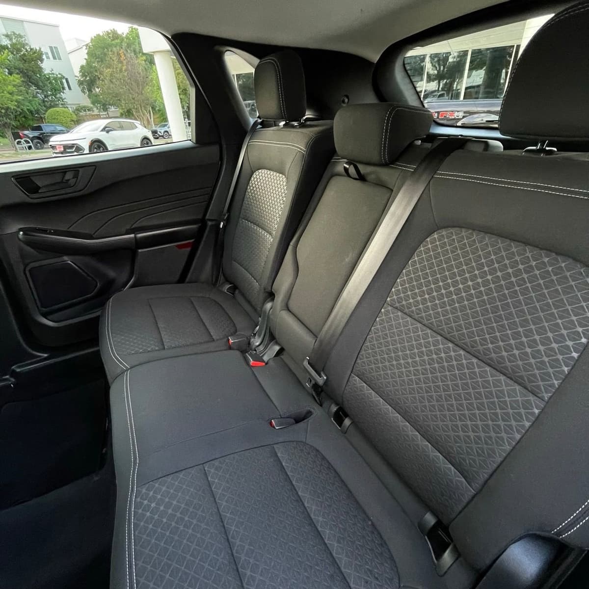 2024 Ford Escape - Image 24