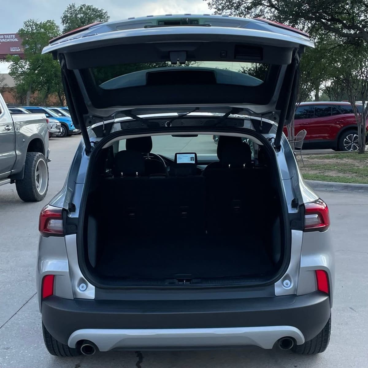2024 Ford Escape - Image 26