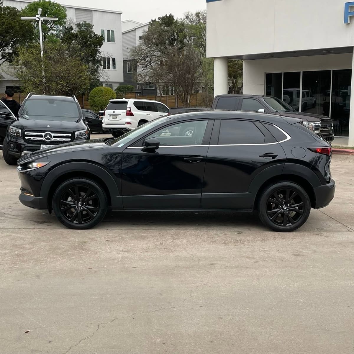 2024 Mazda CX-30 - Image 3