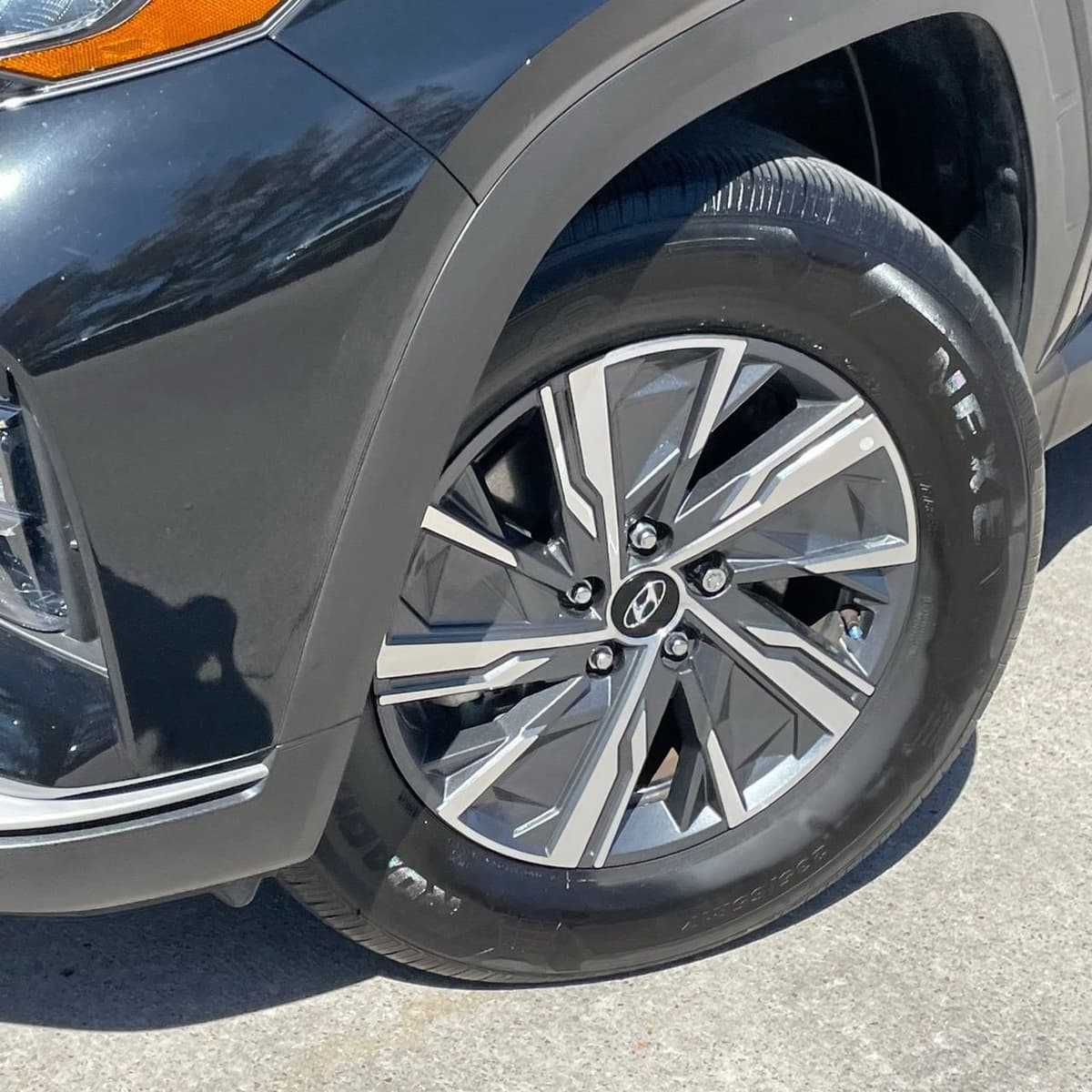 2024 Hyundai Tucson Hybrid - Image 10