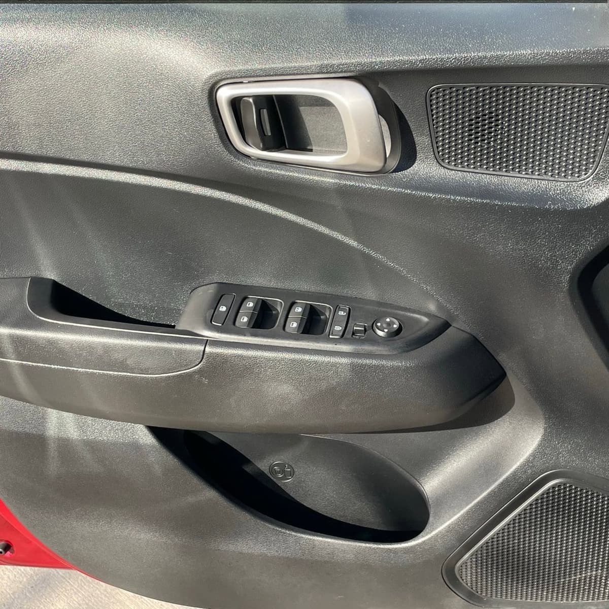 2025 Hyundai Venue - Image 20