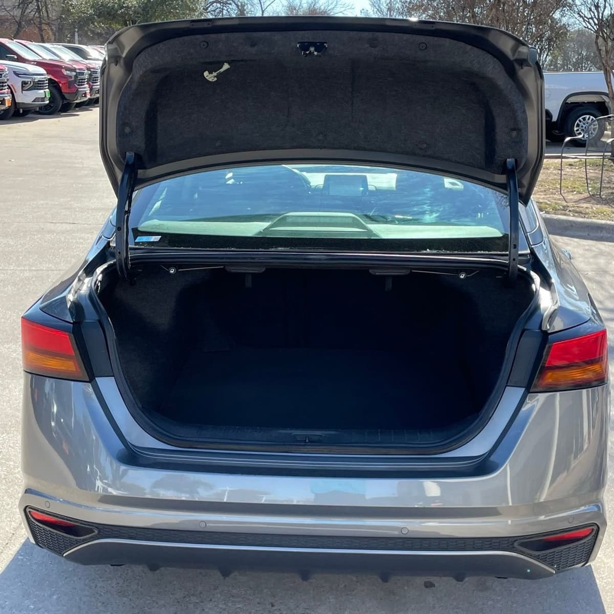 2024 Nissan Altima - Image 26