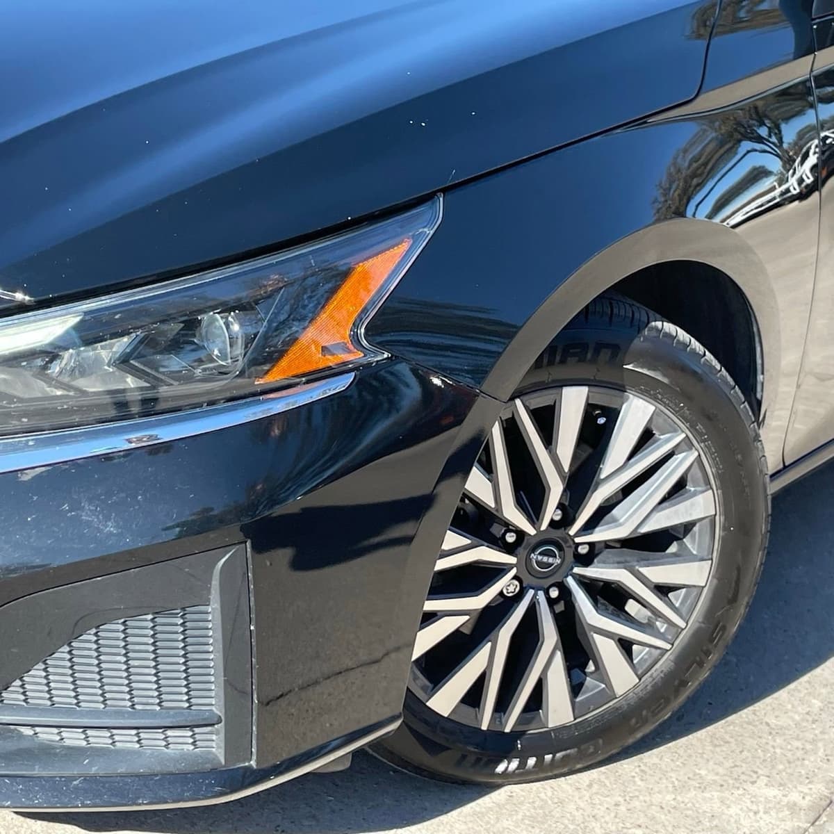 2024 Nissan Altima - Image 9